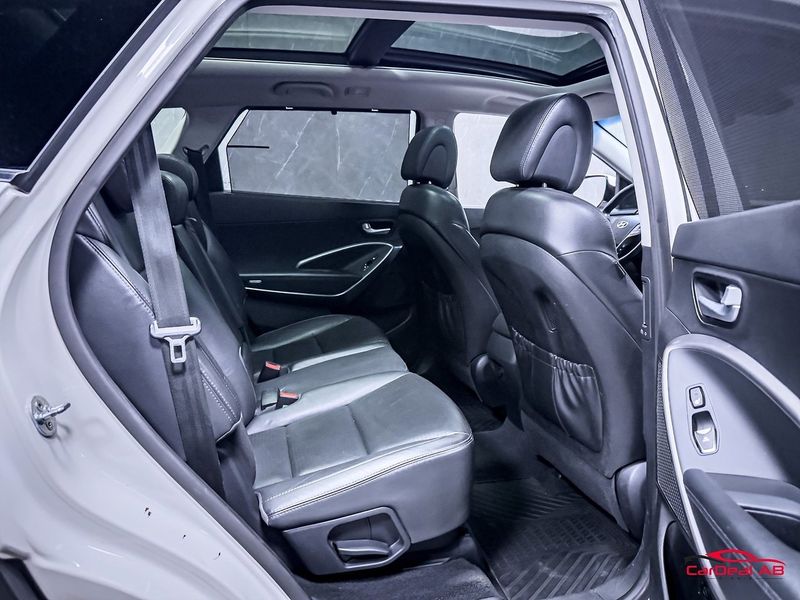 Hyundai Grand Santa Fe bild 16