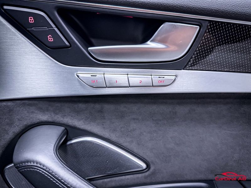 Audi S8 bild 38