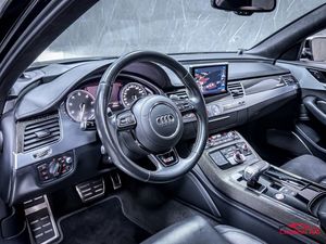 Audi S8 bild 13