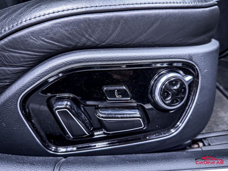 Audi S8 bild 36