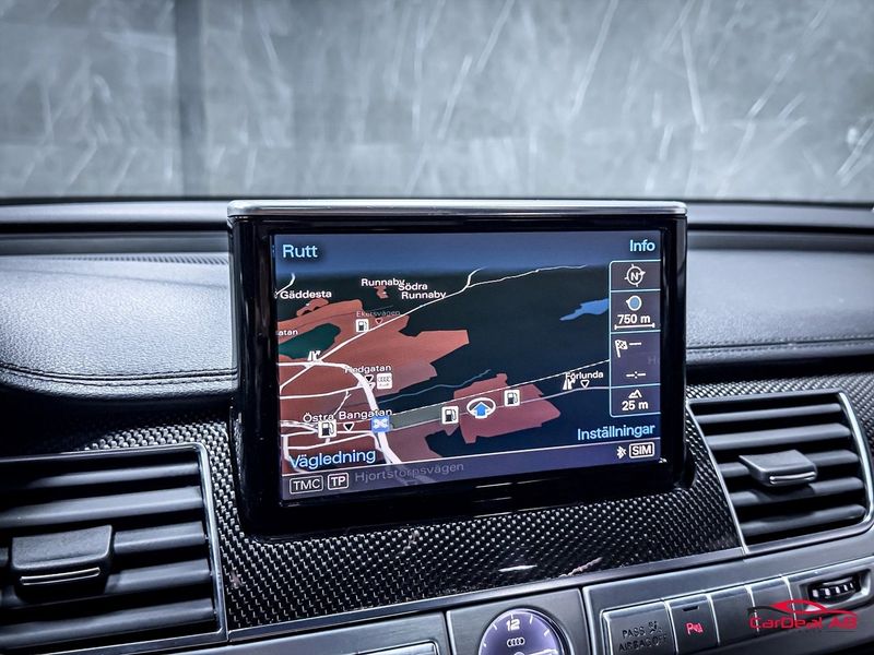 Audi S8 bild 28