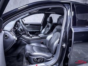 Audi S8 bild 12