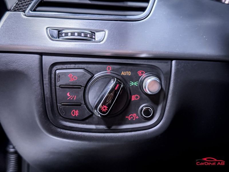 Audi S8 bild 22