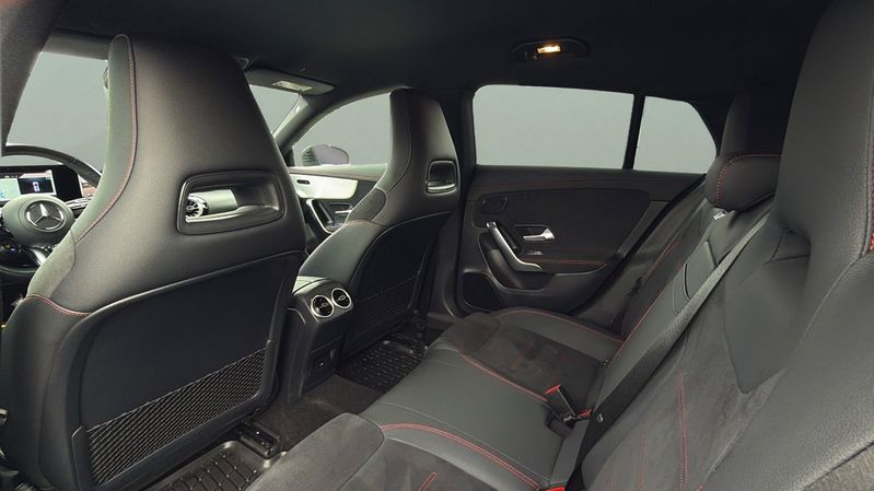 Mercedes CLA35 AMG bild 12
