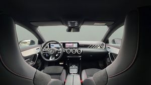 Mercedes CLA35 AMG bild 10