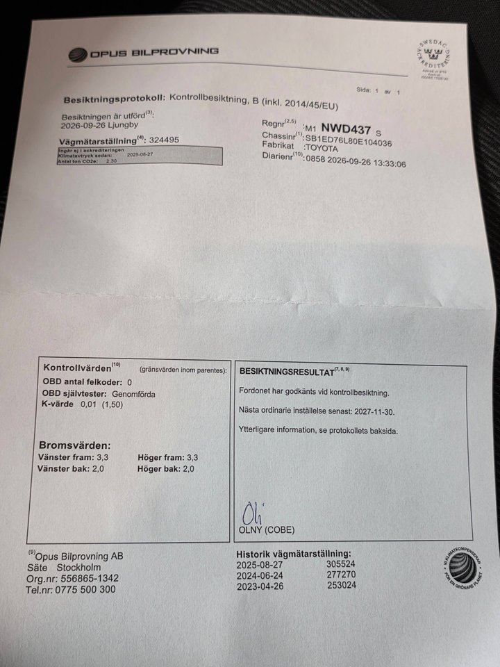 Toyota Avensis bild 22