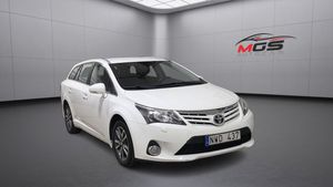 Toyota Avensis bild 3