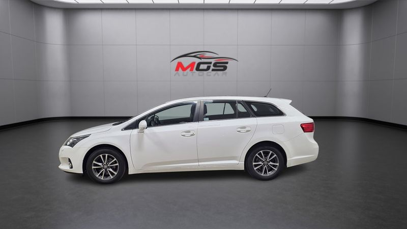 Toyota Avensis bild 6