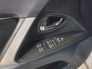 Toyota Avensis bild 20
