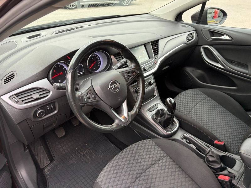 Opel Astra bild 8