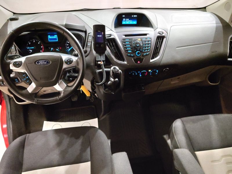 Ford Tourneo Custom bild 8