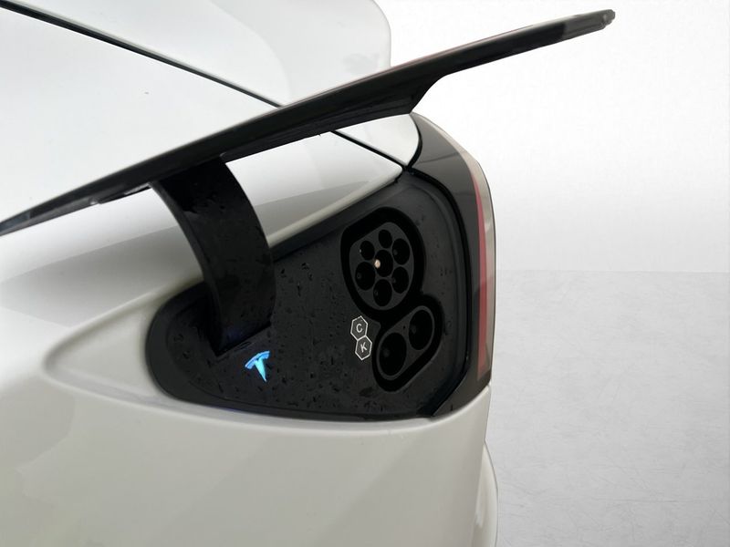 Tesla Model 3 bild 29