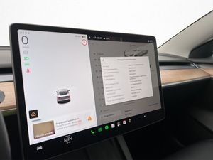 Tesla Model 3 bild 20