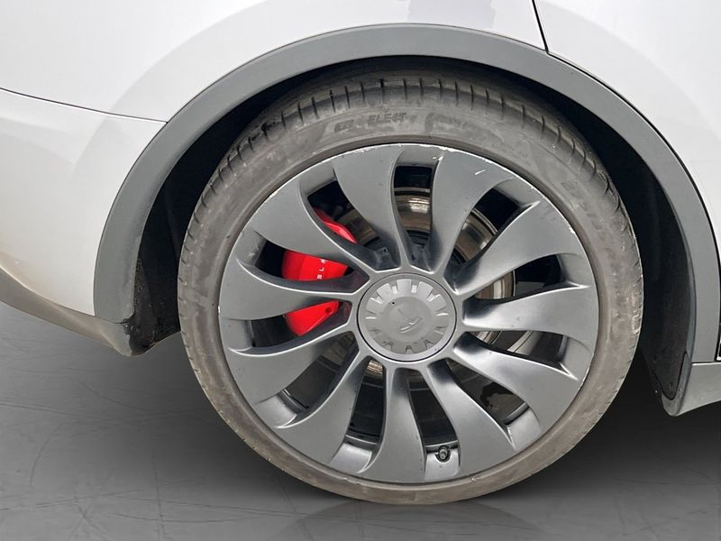 Tesla Model Y bild 35