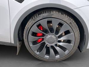 Tesla Model Y bild 36