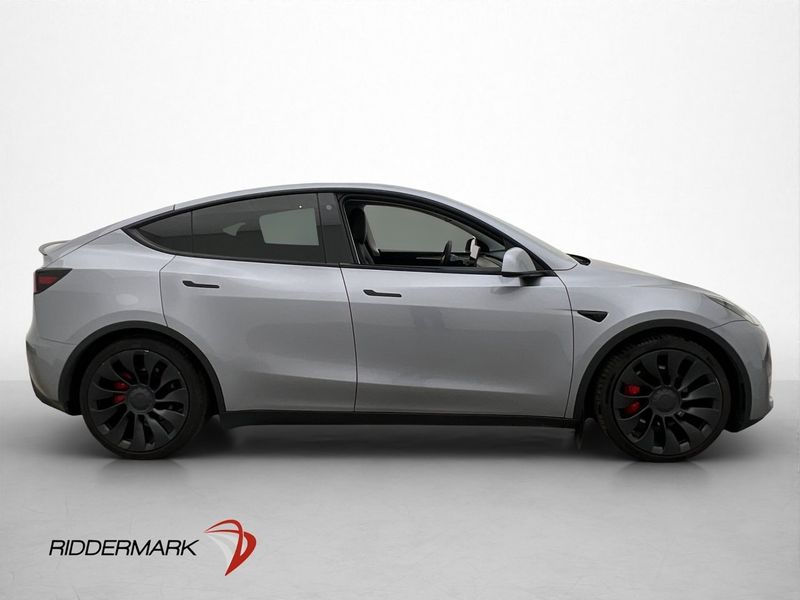 Tesla Model Y bild 10