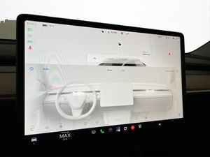 Tesla Model Y bild 20