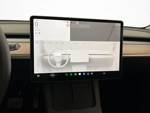 Tesla Model Y bild 22
