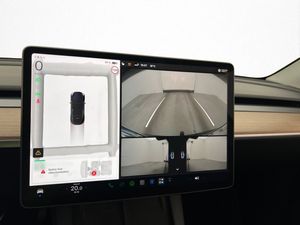 Tesla Model Y bild 20