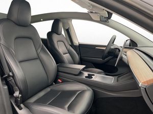 Tesla Model Y bild 28