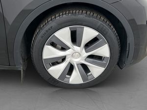 Tesla Model Y bild 36
