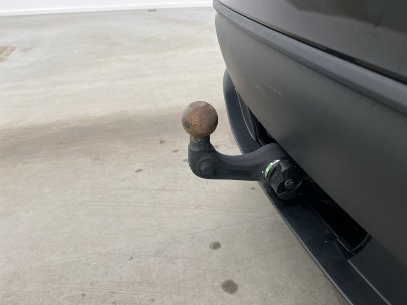 Tesla Model Y bild 11