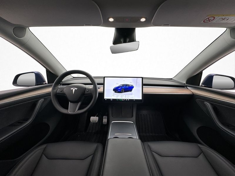 Tesla Model Y bild 14