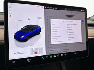 Tesla Model Y bild 22