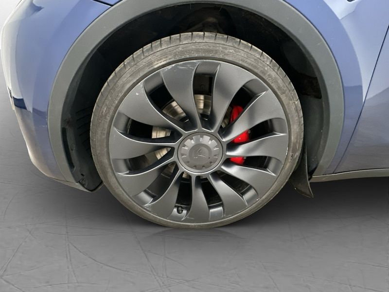 Tesla Model Y bild 32