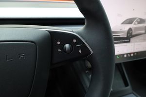 Tesla Model 3 bild 19