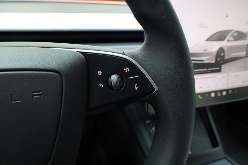 Tesla Model 3 bild 19