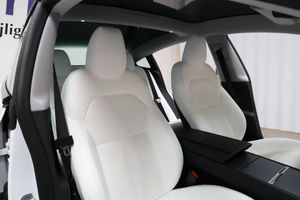 Tesla Model 3 bild 18
