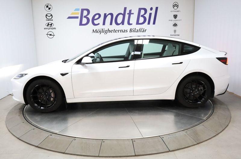 Tesla Model 3 bild 6