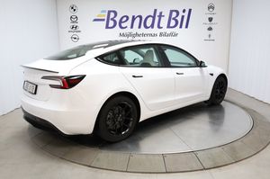 Tesla Model 3 bild 14