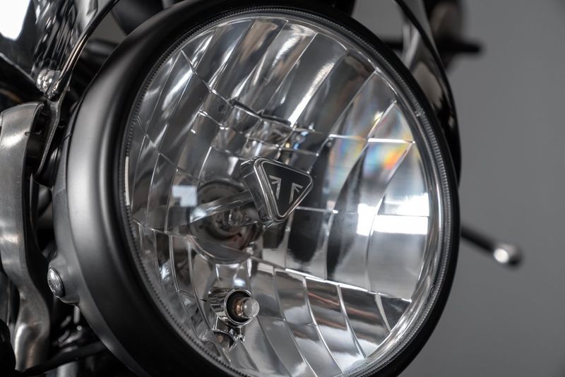 Triumph Street Twin bild 7
