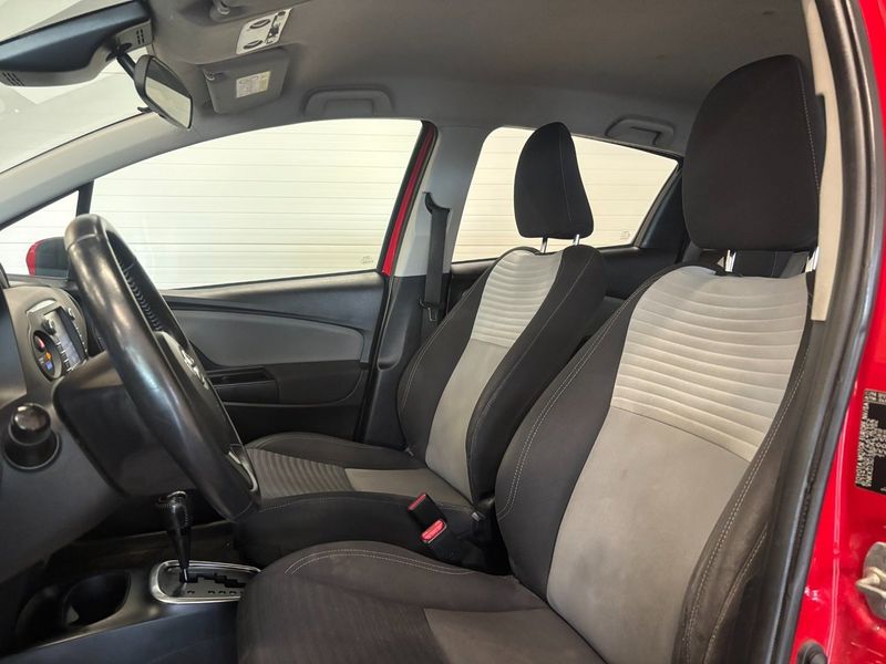Toyota Yaris bild 5