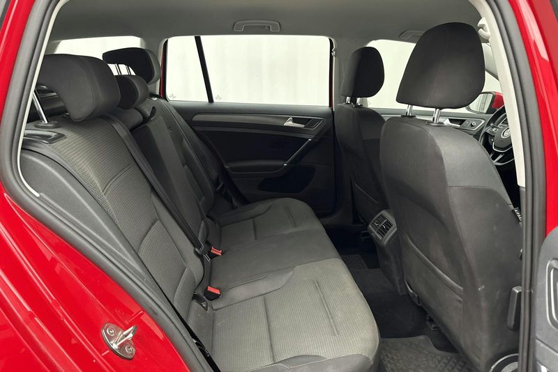 Volkswagen Golf bild 8