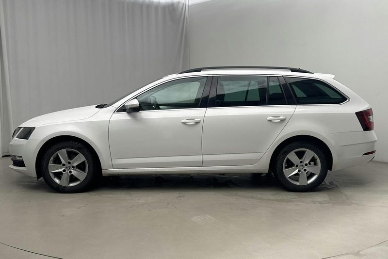 Skoda Octavia bild 2