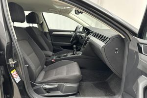 Volkswagen Passat bild 7