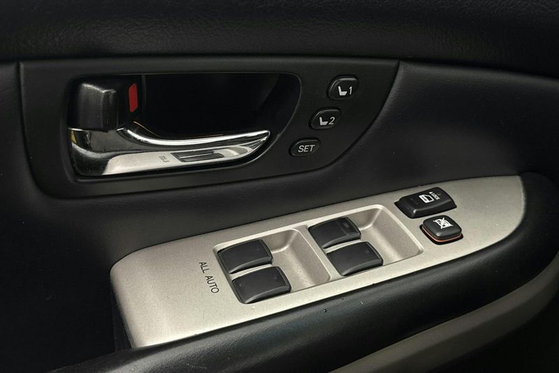 Lexus RX bild 15