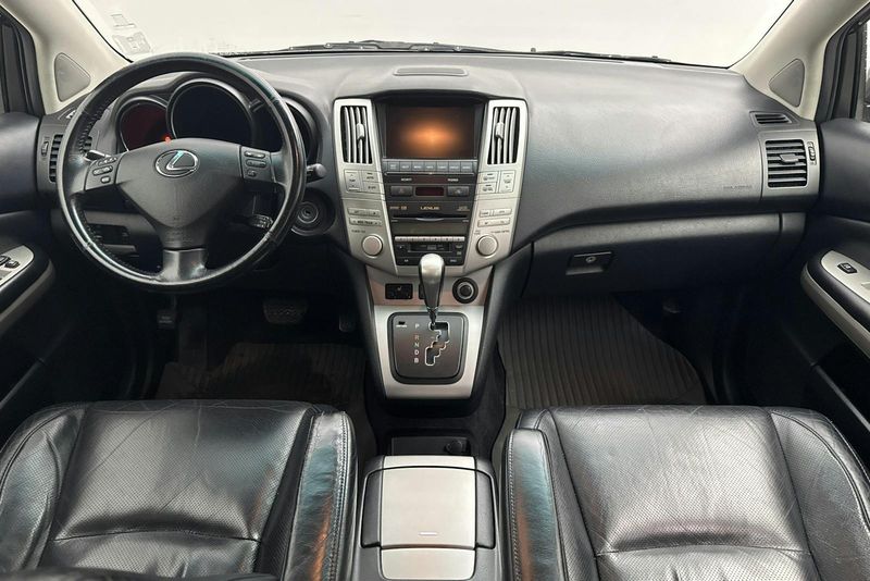 Lexus RX bild 6