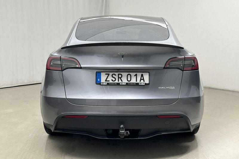 Tesla Model Y bild 5