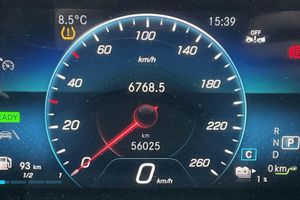 Mercedes GLA250 bild 10