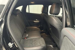 Mercedes GLA250 bild 8