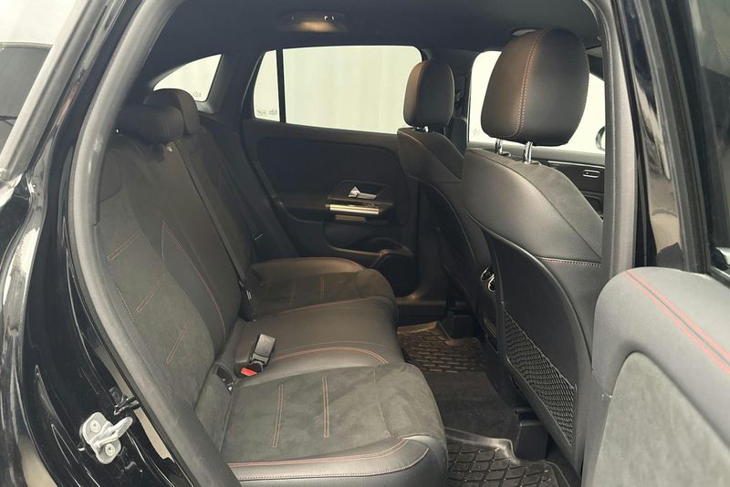 Mercedes GLA250 bild 8