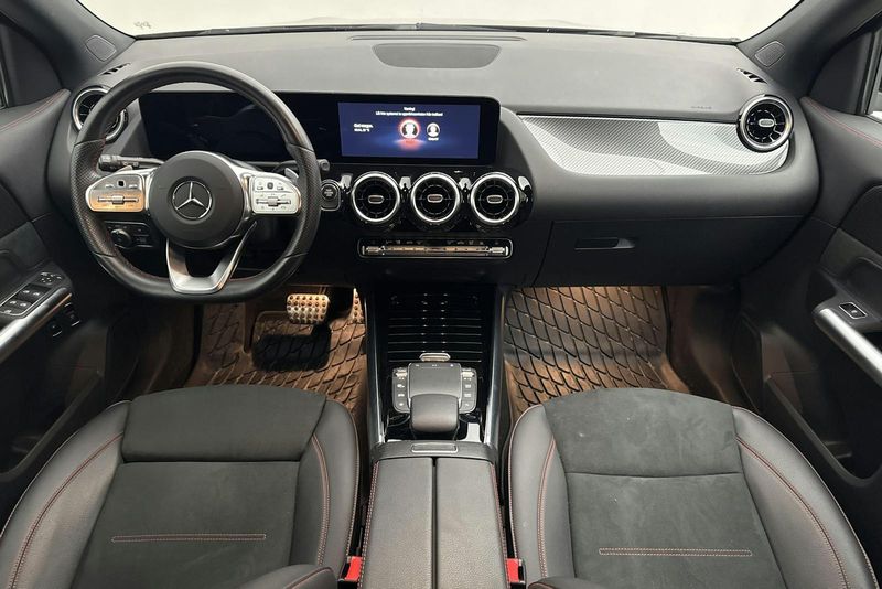 Mercedes GLA250 bild 6