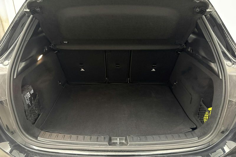 Mercedes GLA250 bild 9
