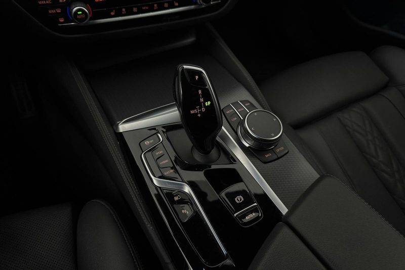 BMW 530 bild 16