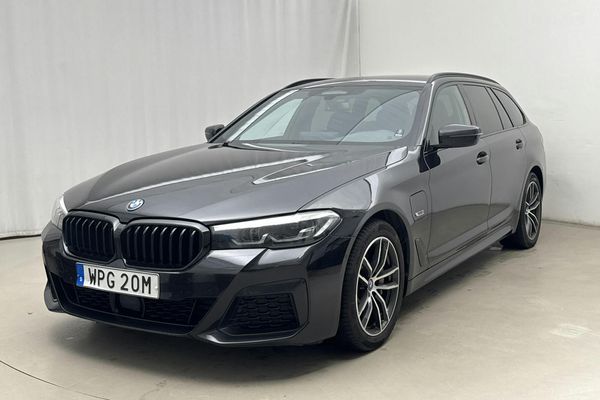 BMW 530 e xDrive Touring, G31 12kWh LCI (292hk) - 2024
