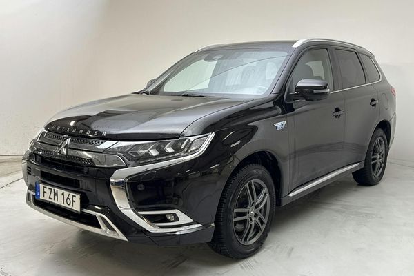 Mitsubishi Outlander 2.4 Plug-in Hybrid 4WD (136hk) - 2020